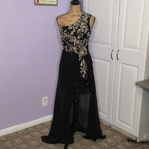 Formal Prom Homecoming Mardi Gras Dress